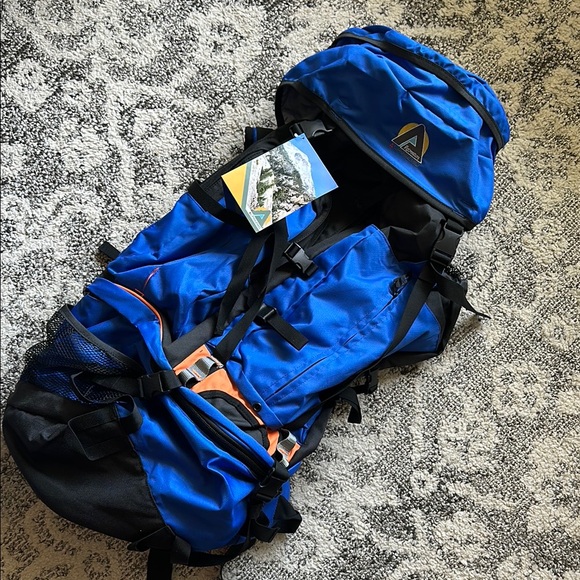 Alpinizmo Blue and Black Hiking Backpack